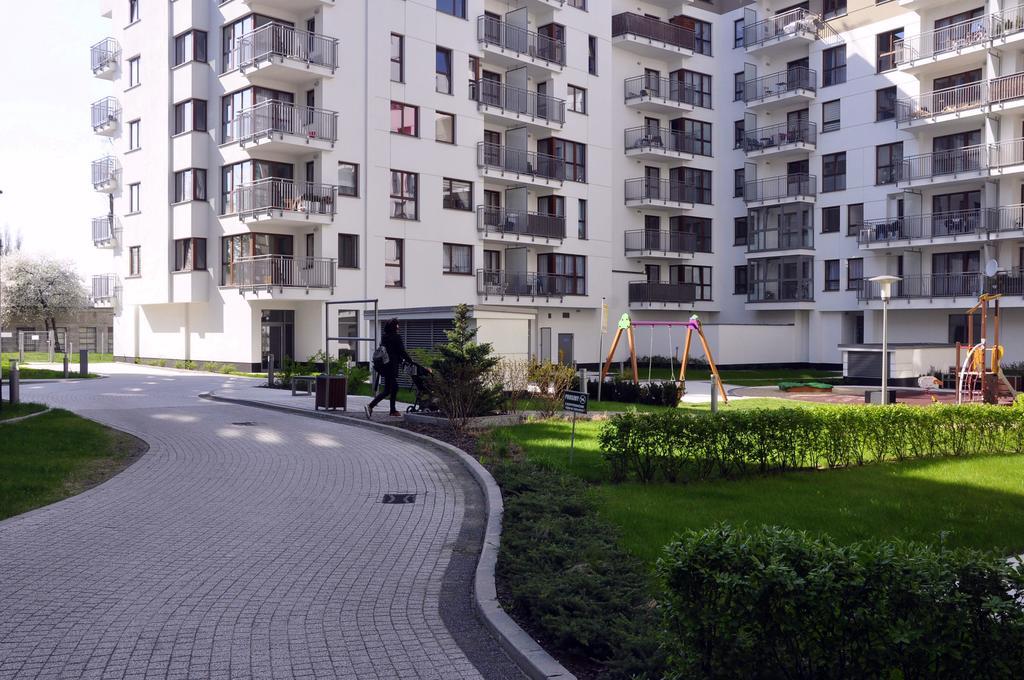 Prudentia Apartments Wola Warszawa Exteriör bild
